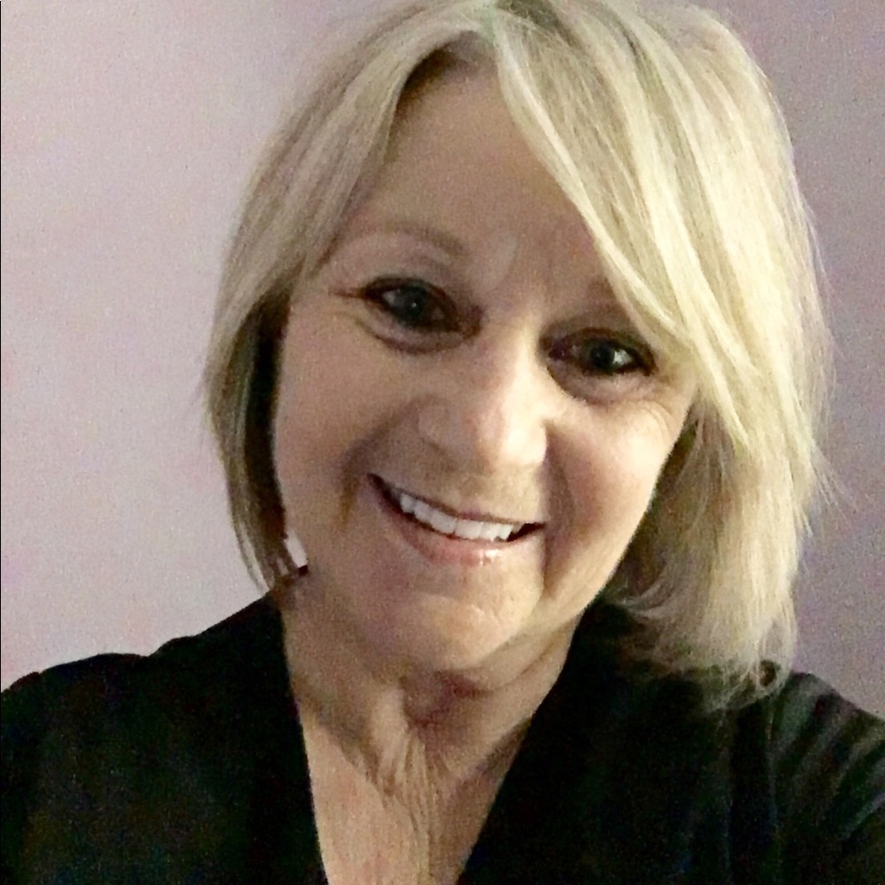 Meet your Posher, Sharon